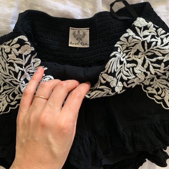 Boho ruffle shorts - Picture 3 of 4